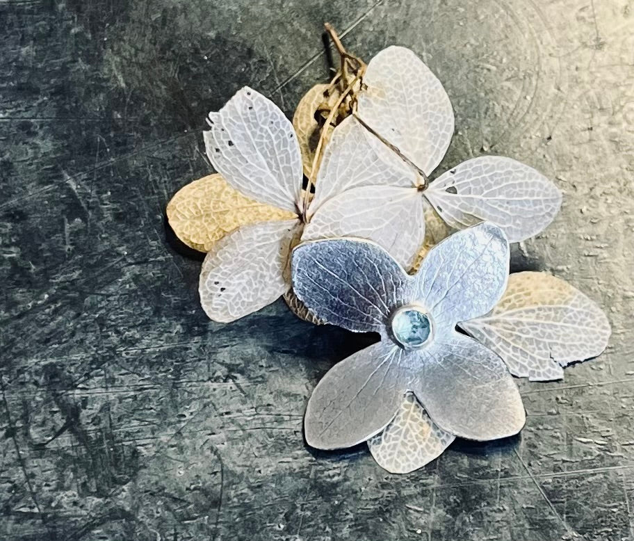handmade silver flower necklace