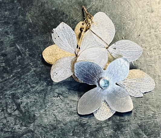 handmade silver flower necklace