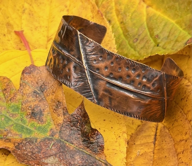 Fold-formed Cuff